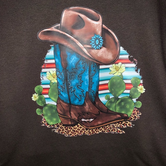 Everyone loves a tee shirt Boot scooting  tee - Picture 1 of 2